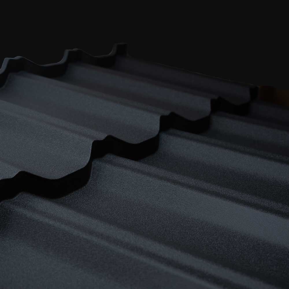 Tremblant metal roof panel - black