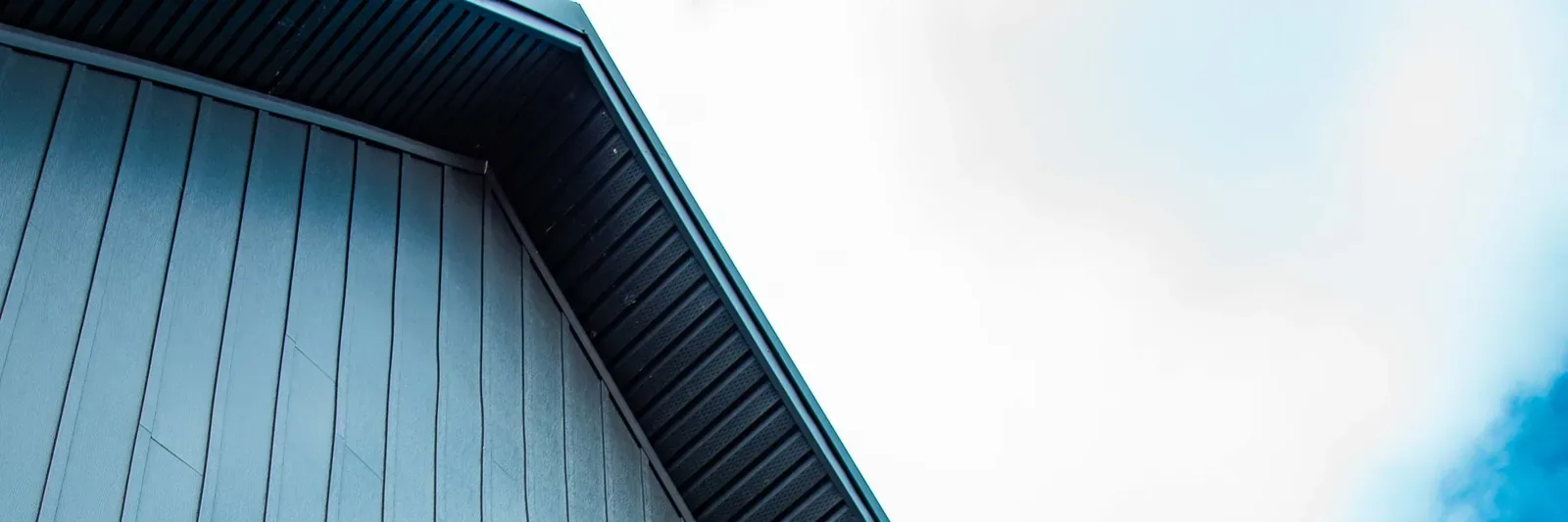 A metal roof on an Ontario home