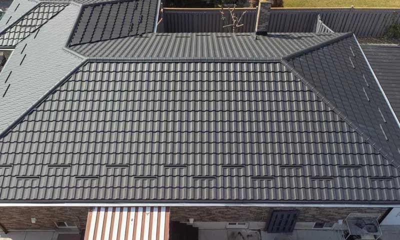 A completed Mont Blanc metal roof